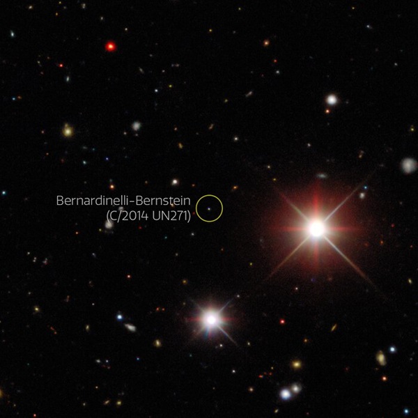 Comet Bernardinelli-Bernstein discovery images