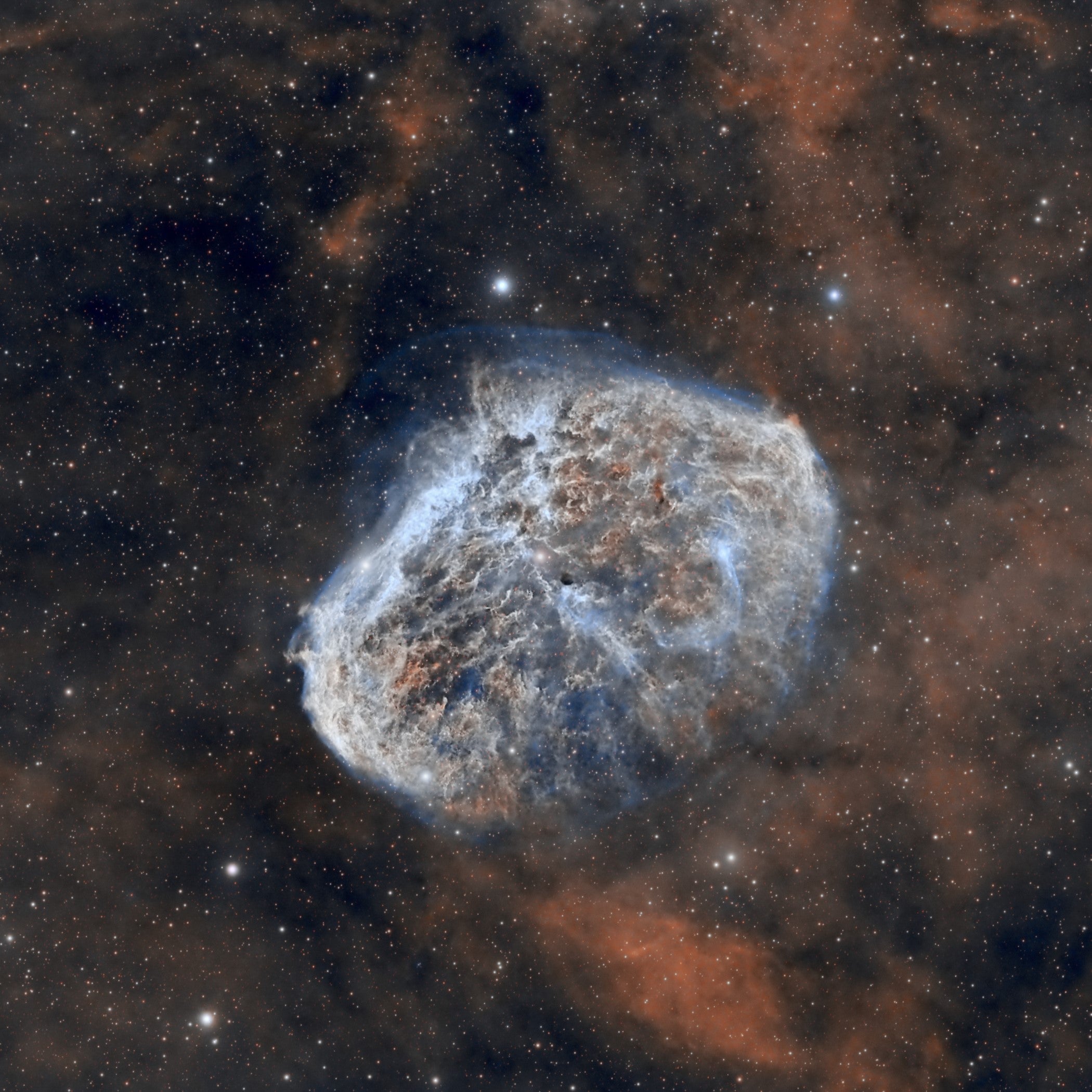 Pale blue crescent | Astronomy Magazine