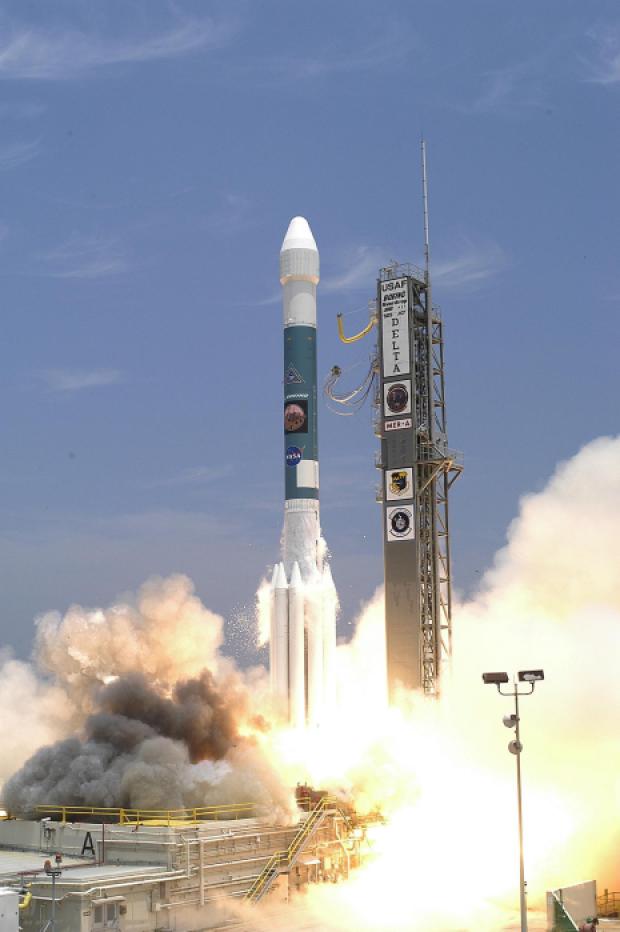 Delta II lifting off with Spirit rover