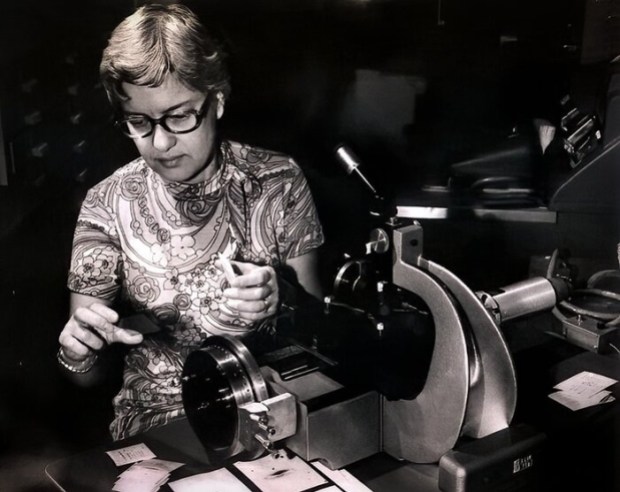 Vera Rubin measures spectra in this photo from the Noir Lab. Credit: Credit: NOIRLab/NSF/AURA