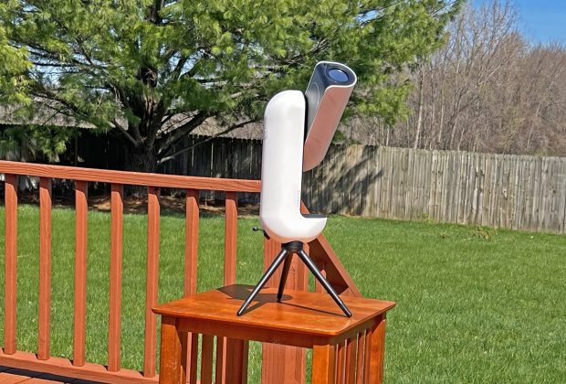 Vaonis’ Vespera is a portable smart scope that can be used for night — or day — sky viewing.