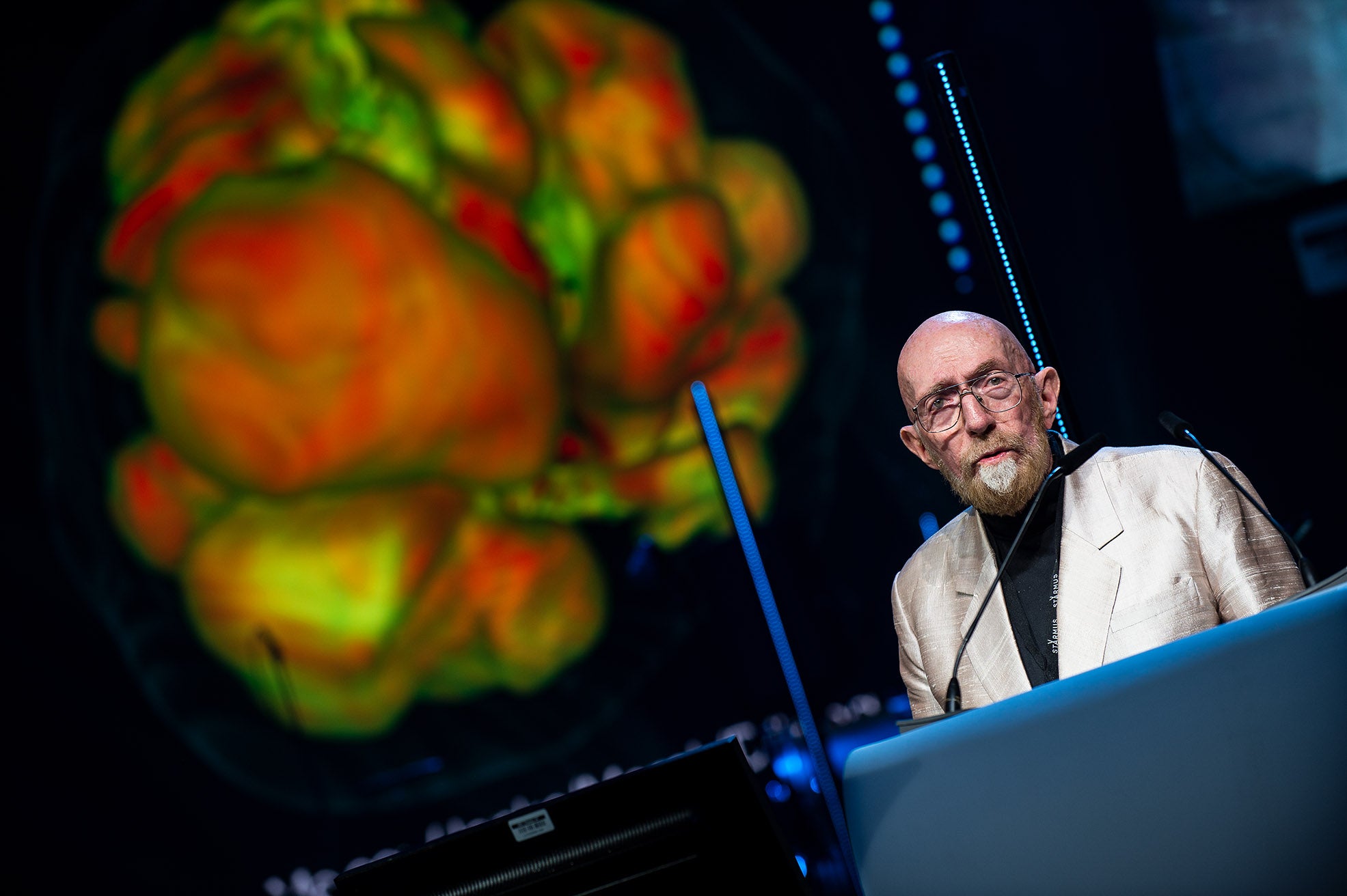 Kip Thorne speaks at Starmus.