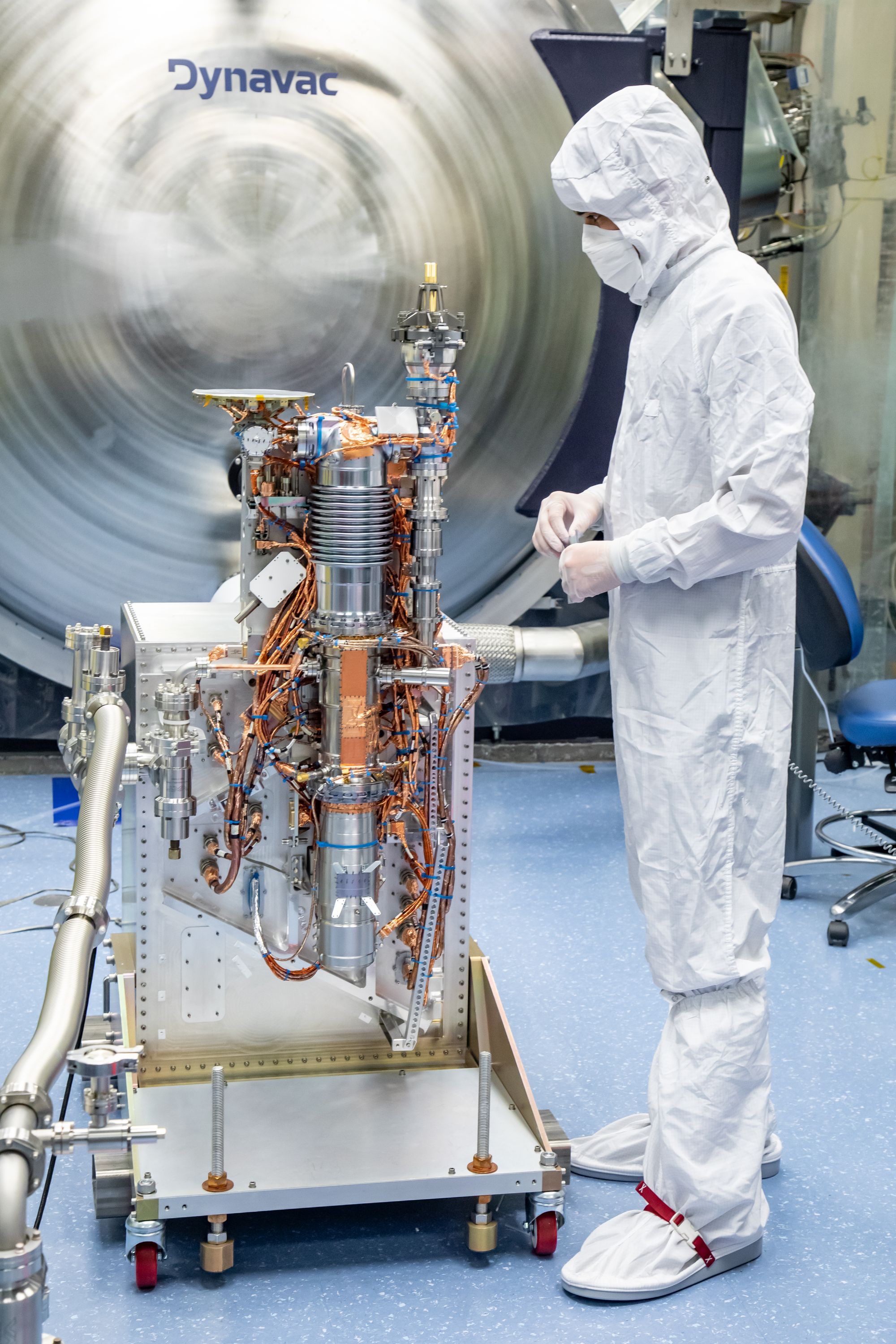 SwRI recently completed assembly and testing of the Mass Spectrometer for Planetary Exploration (MASPEX) to be carried by the Europa Clipper mission. It will search for organic material in Europa’s oceans. Credit: Southwest Research Institute.