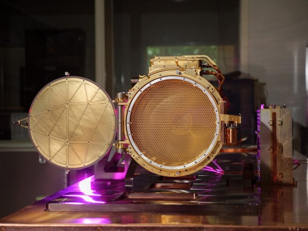 The SUrface Dust Analyzer instrument on Clipper will analyze ice grains from Jupiter’s moon Europa. NASA/CU Boulder/Glenn Asakawa
