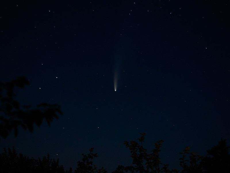 A comet in the sky